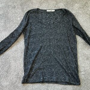 Adorable, gray long sleeve top